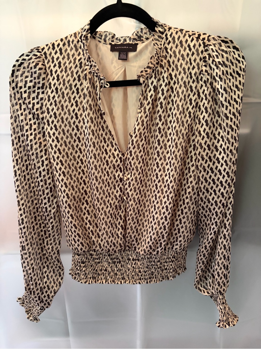 Tamara M. Cream & Black Geometric Button-Front Smocked-Hem Blouse